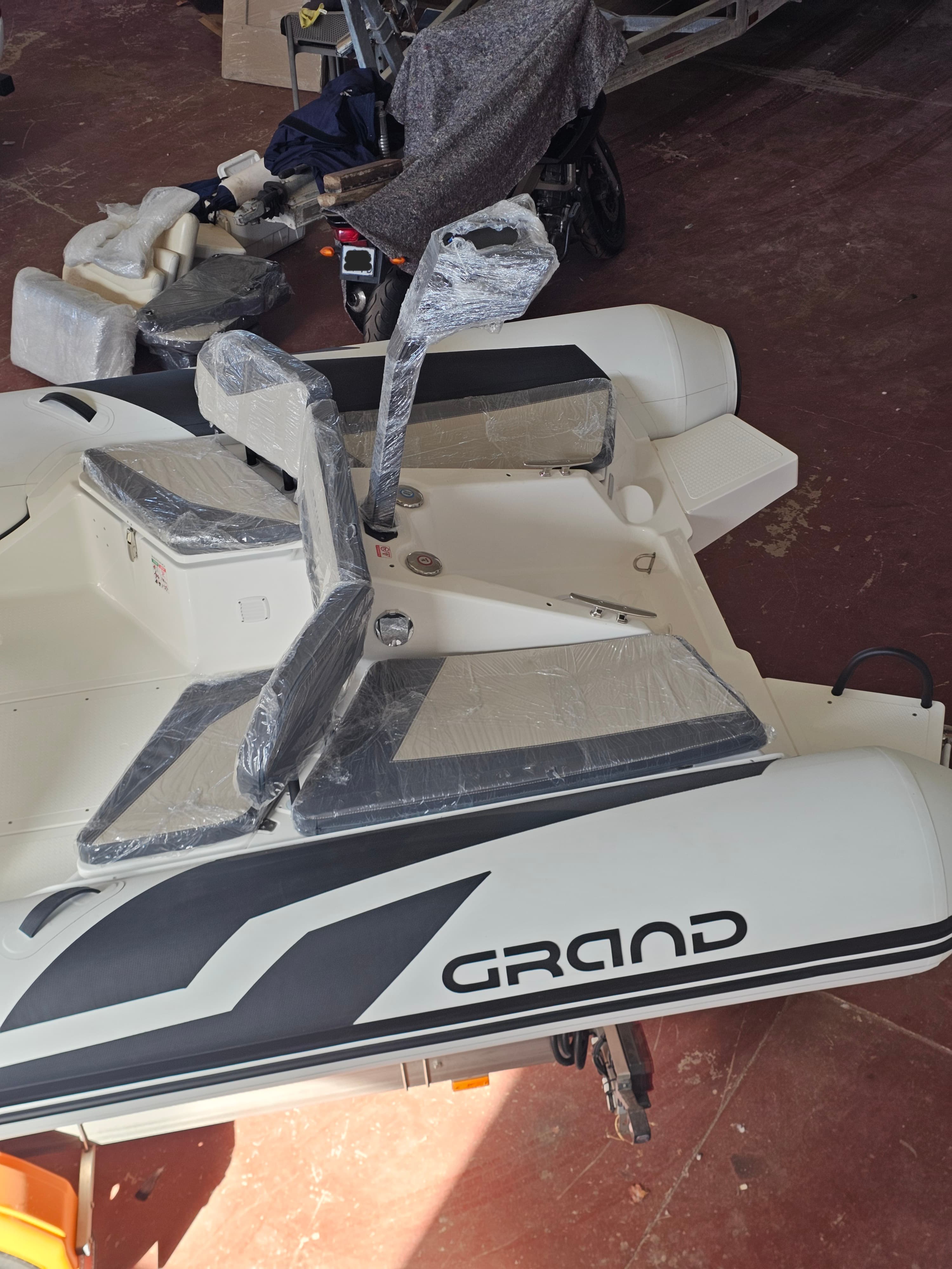 Grand Drive Line 600 LUX 10
