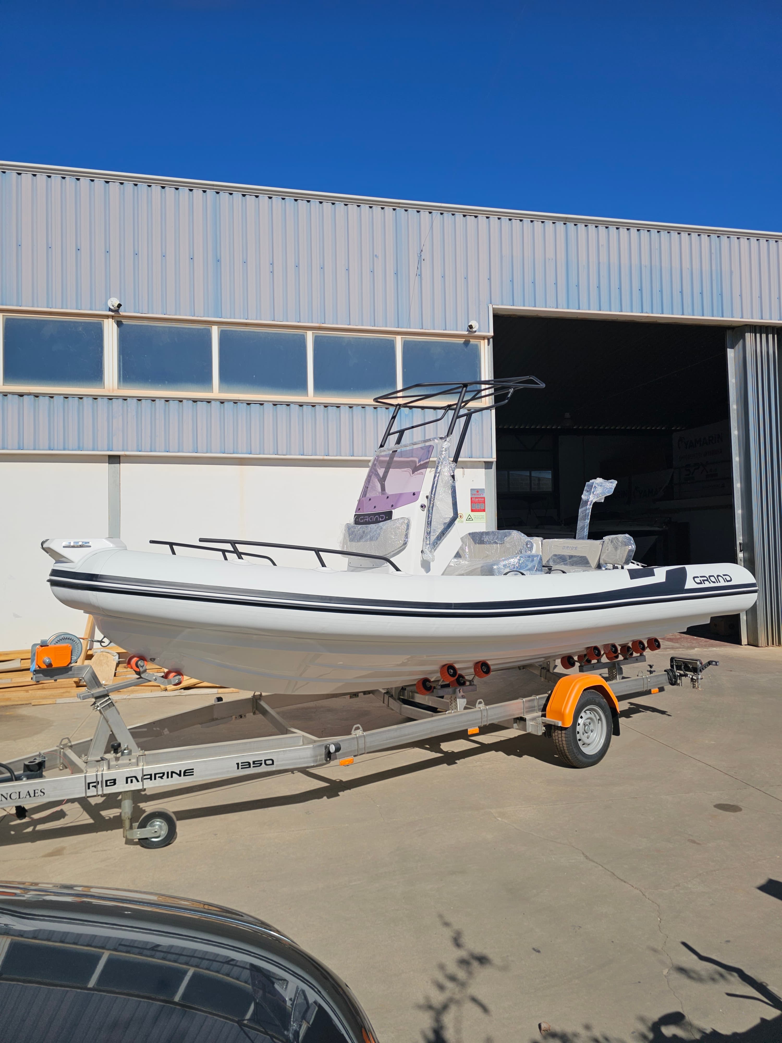 Grand Drive Line 600 LUX