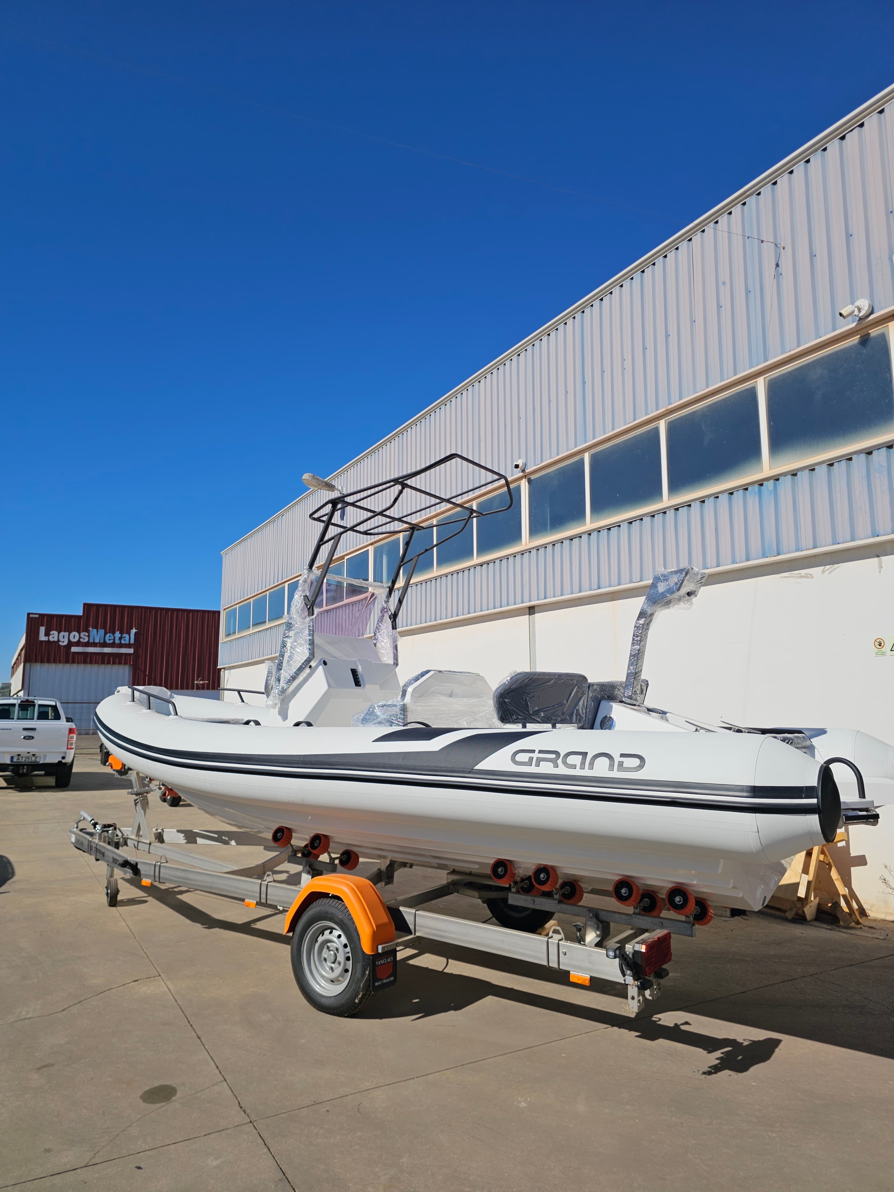 Grand Drive Line 600 LUX 3