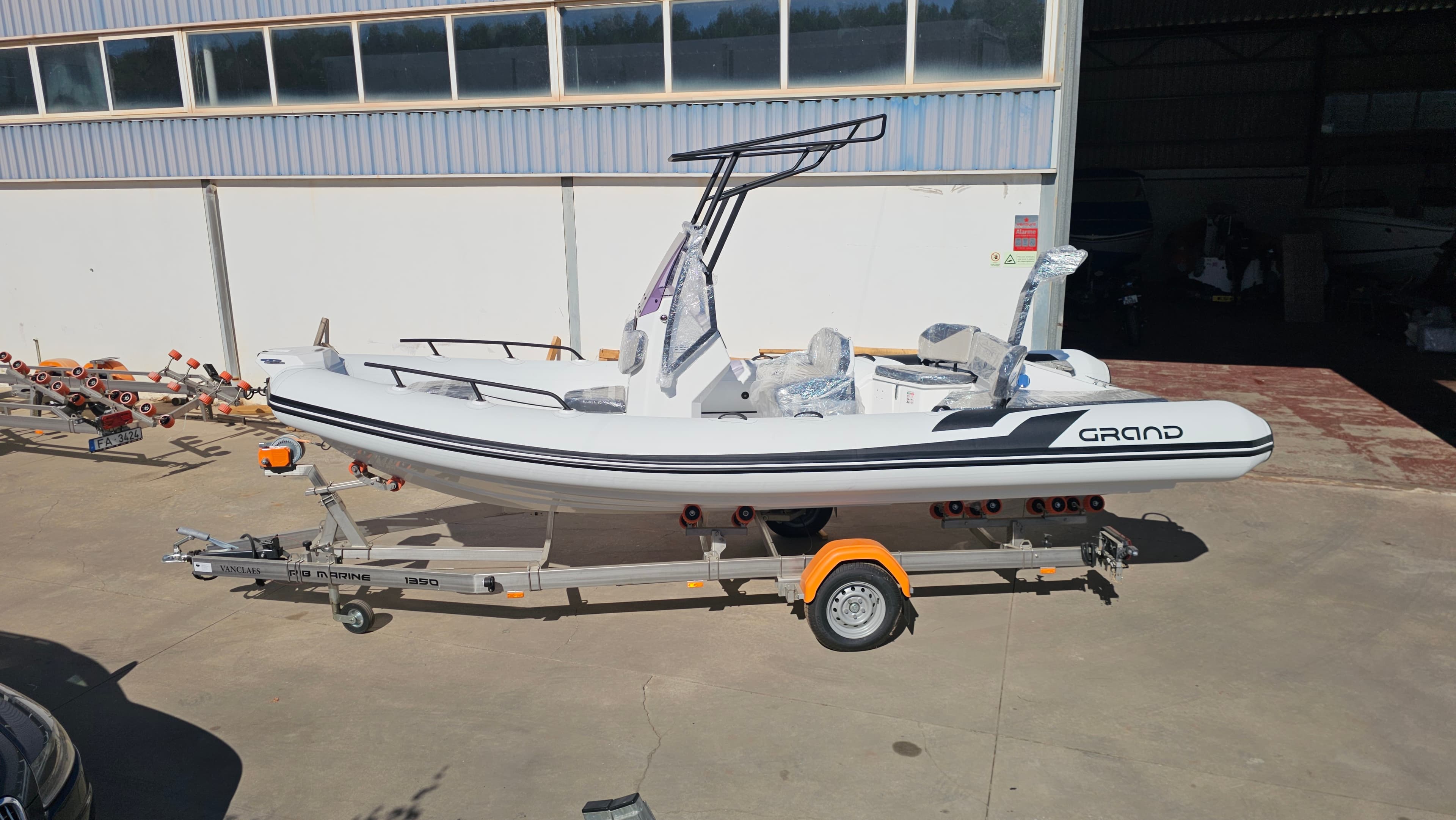 Grand Drive Line 600 LUX 2