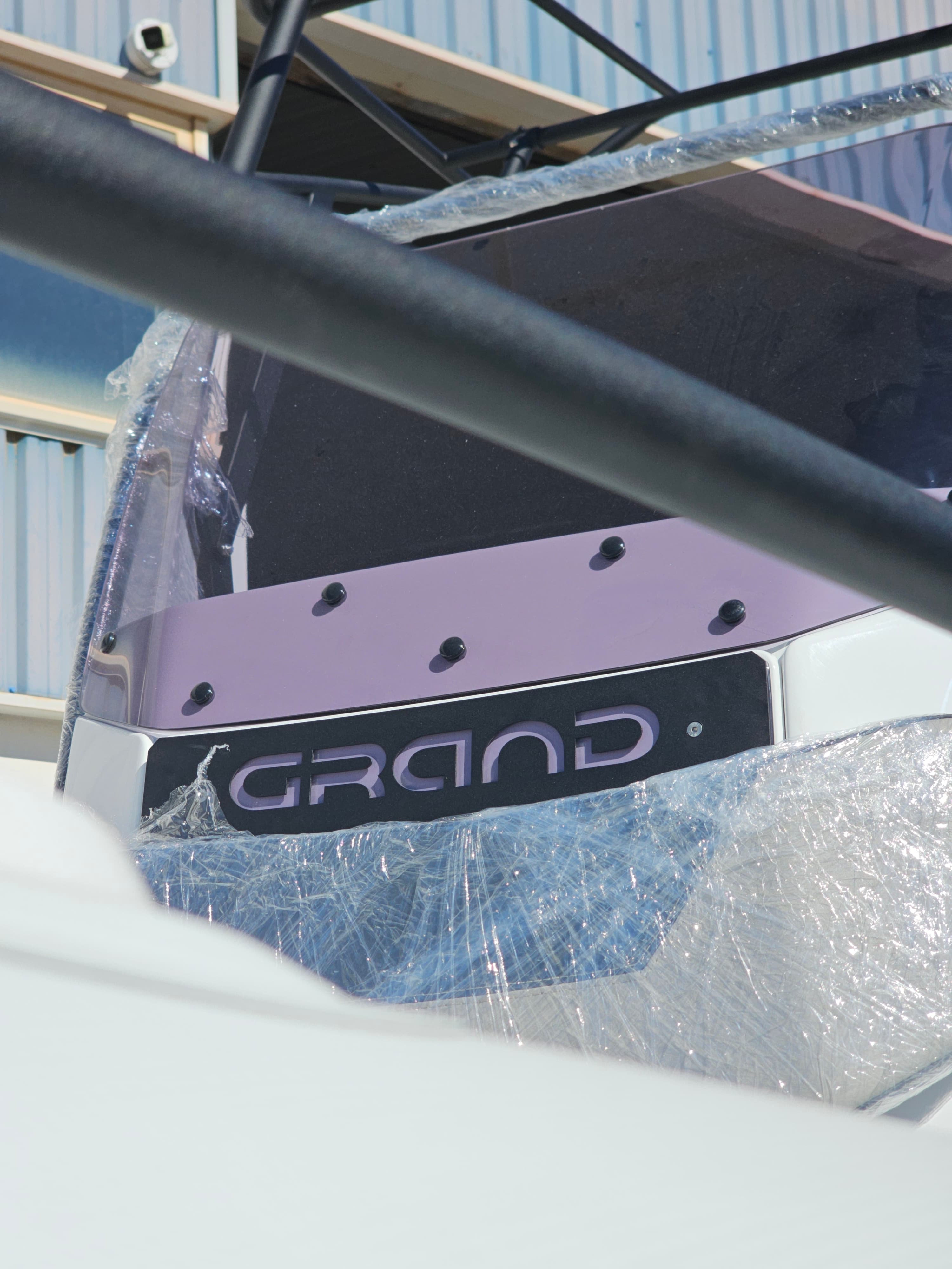 Grand Drive Line 600 LUX 13