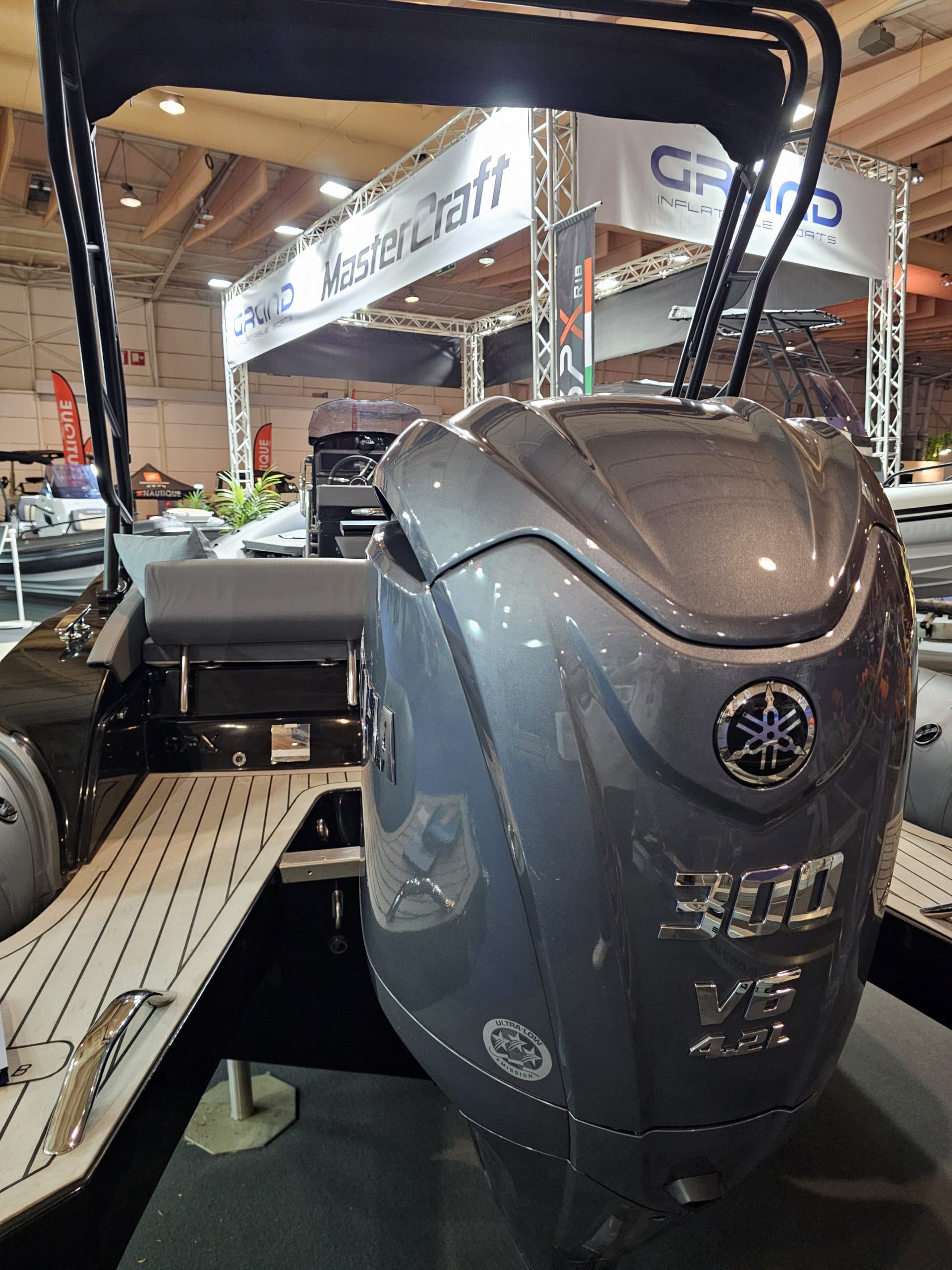 SPX RIB 24 Dinette 10