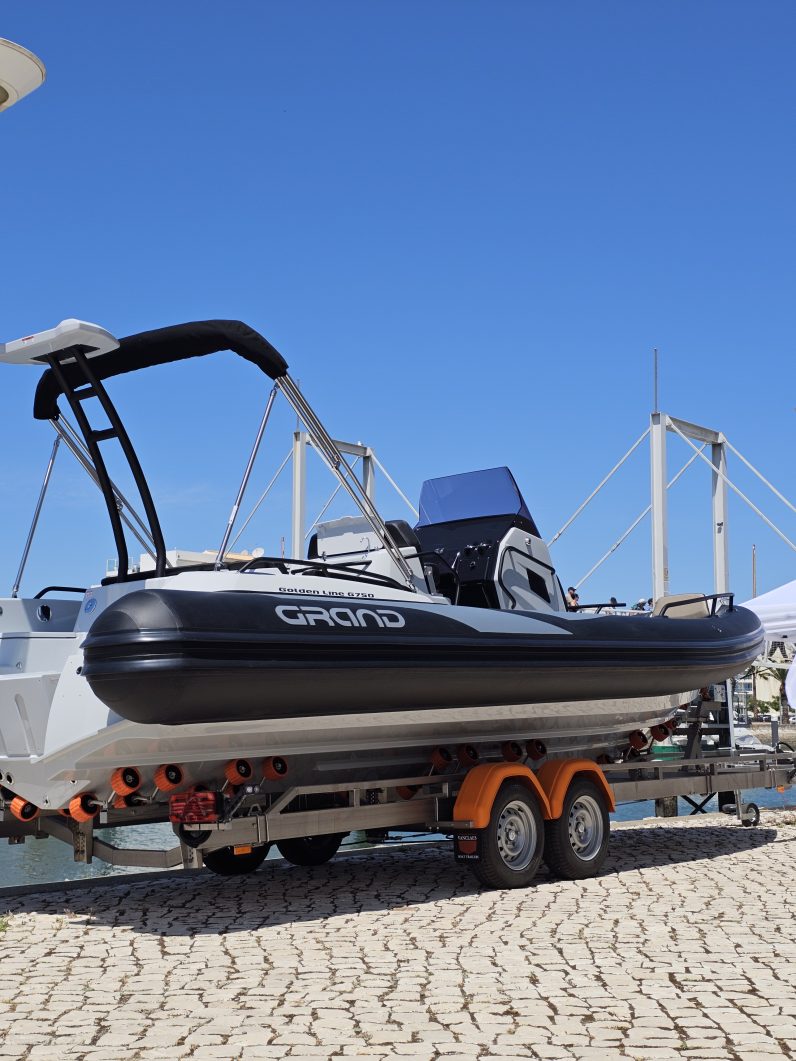 GRAND Golden Line 750