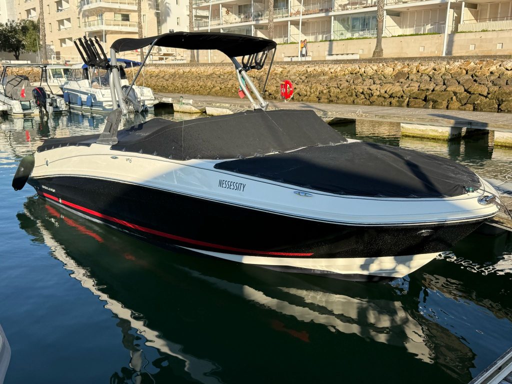Bayliner VR6