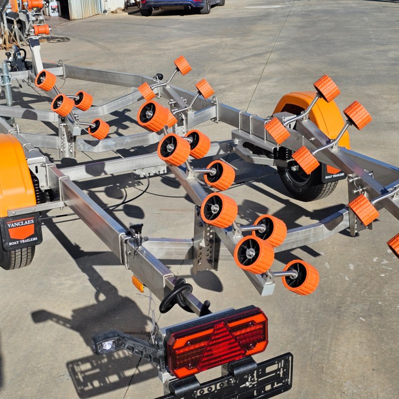 
								Vanclaes RIB Marine Wave 1350 full									