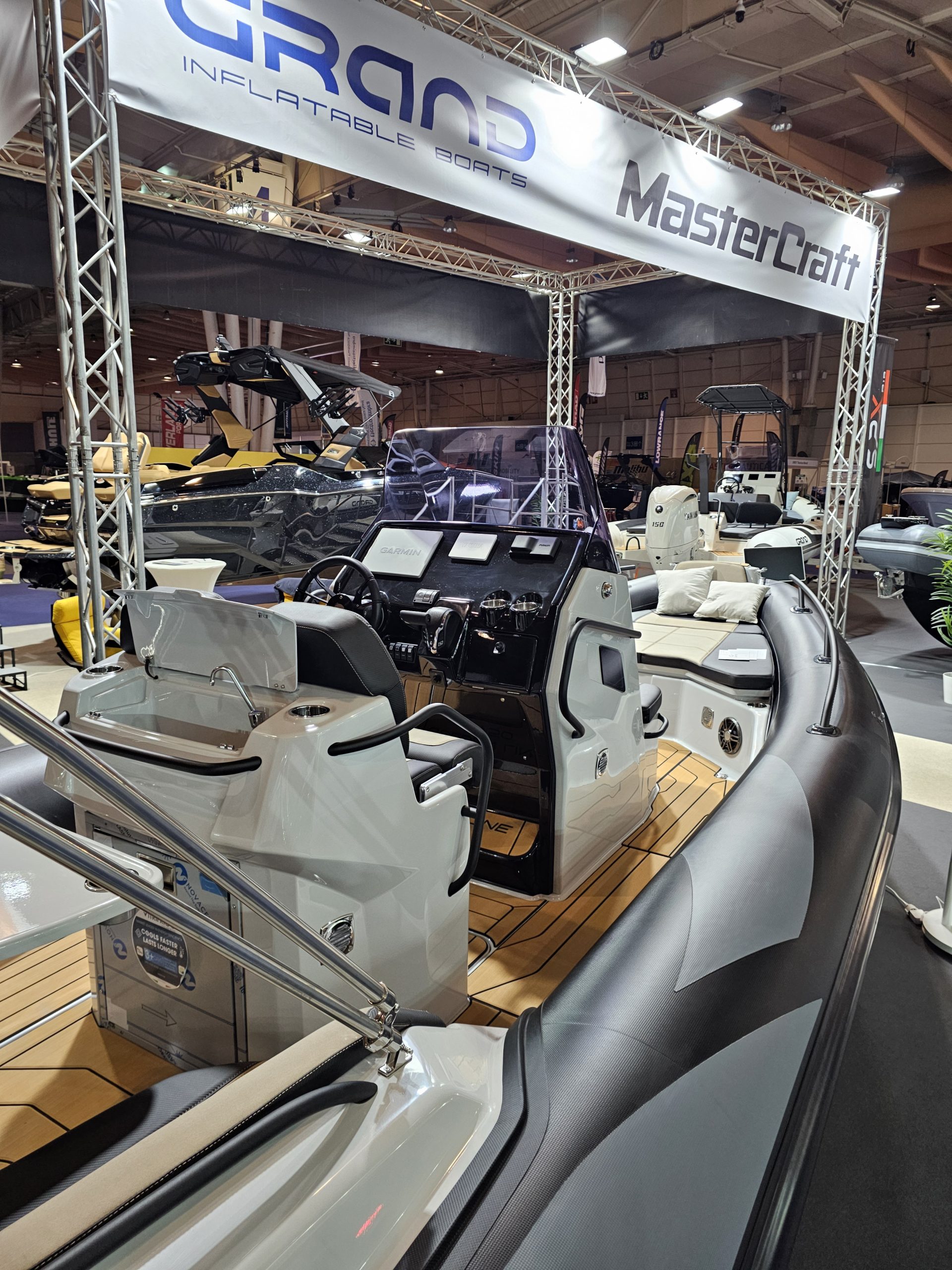 GRAND Golden Line 750