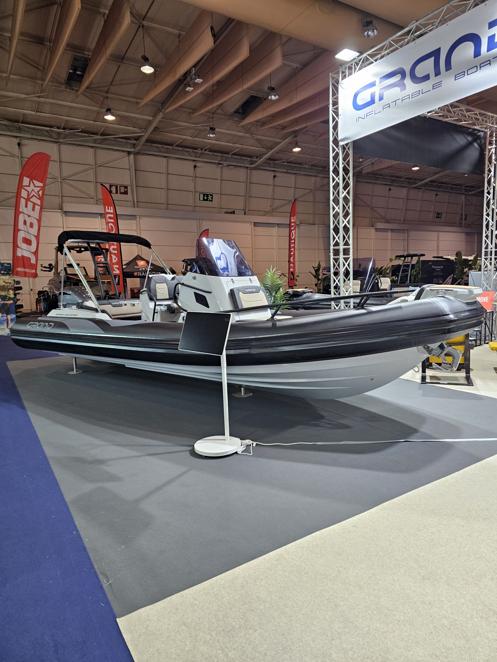 GRAND Golden Line 750