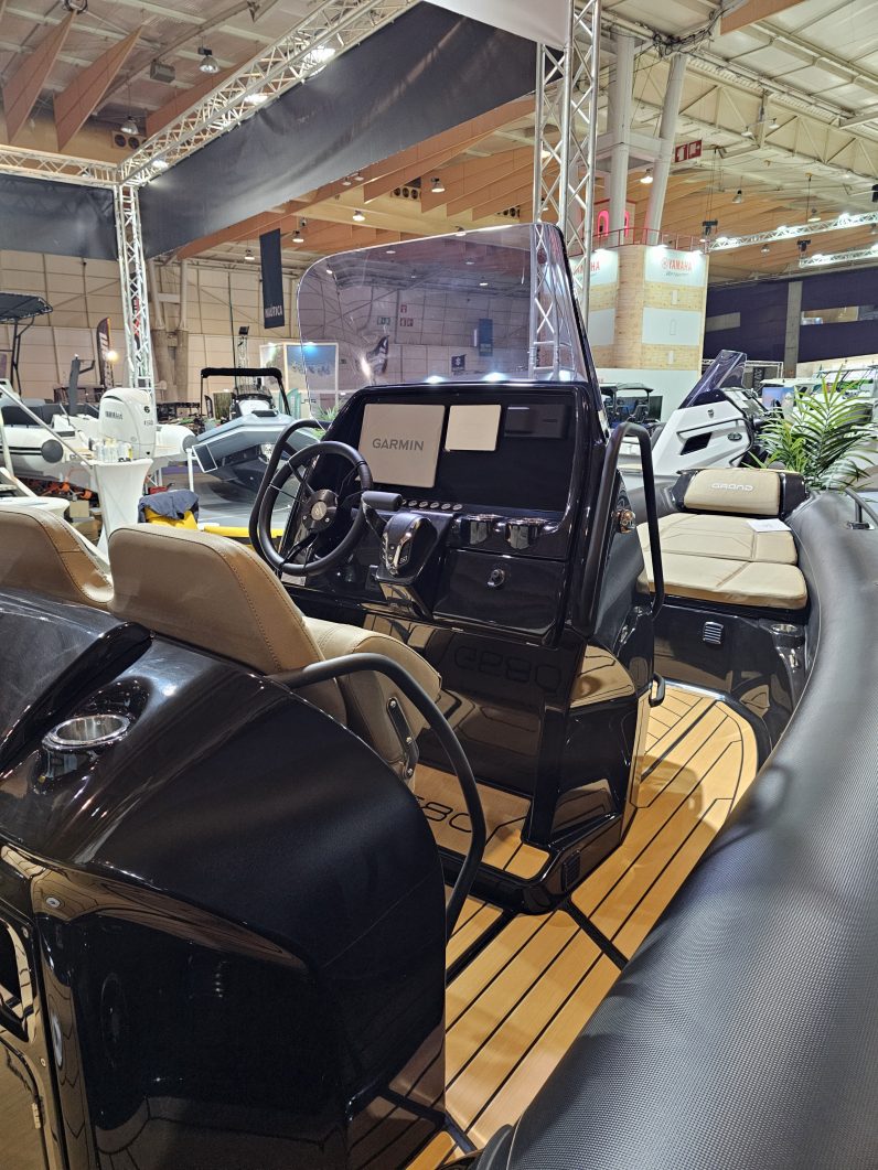 
								Grand Golden Line 680 full									