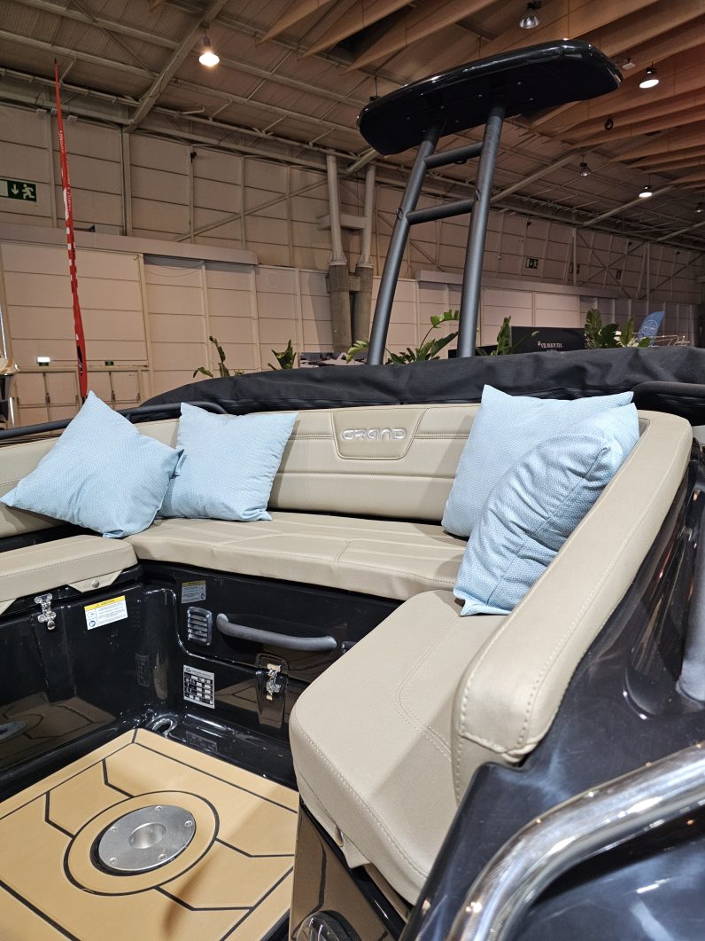 
								Grand Golden Line 680 full									