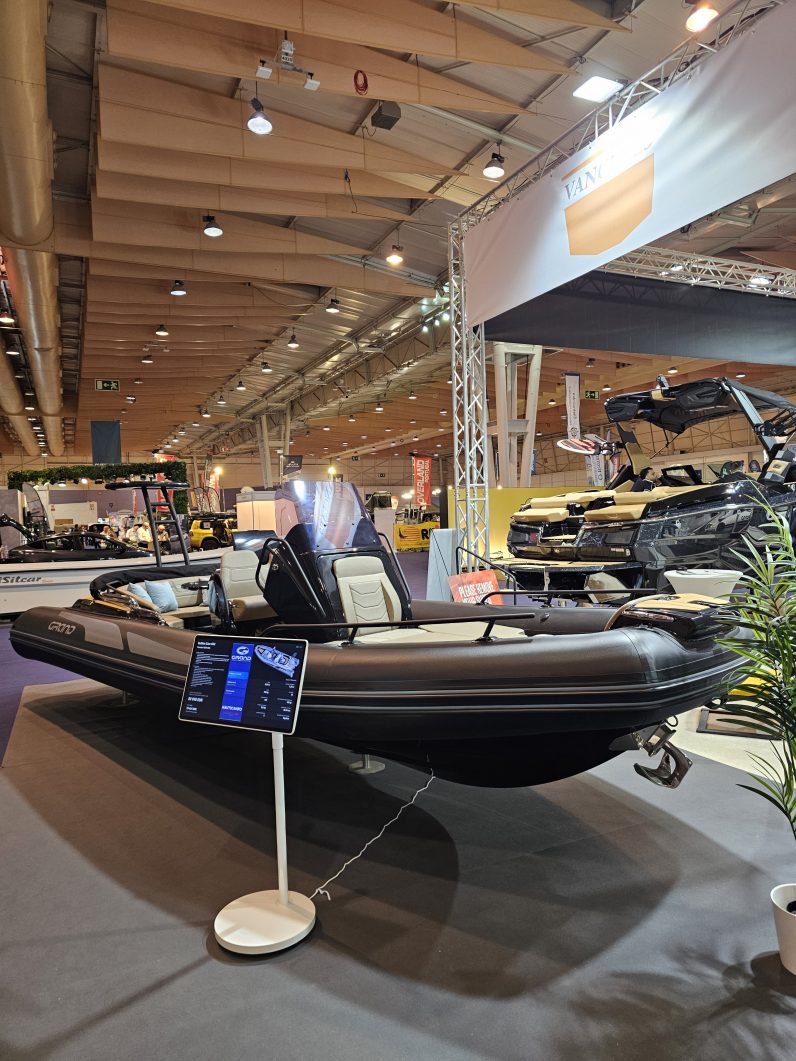 
								Grand Golden Line 680 full									