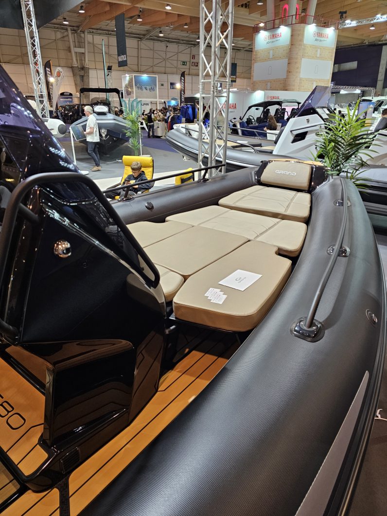 
								Grand Golden Line 680 full									