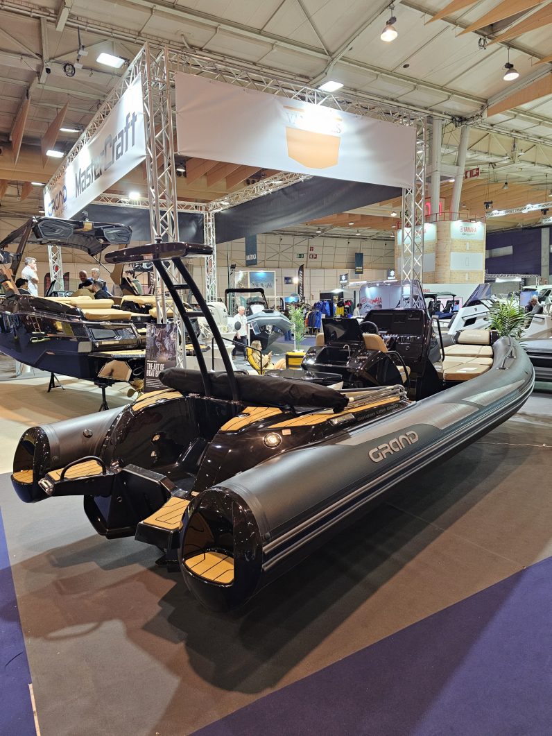 
								Grand Golden Line 680 full									